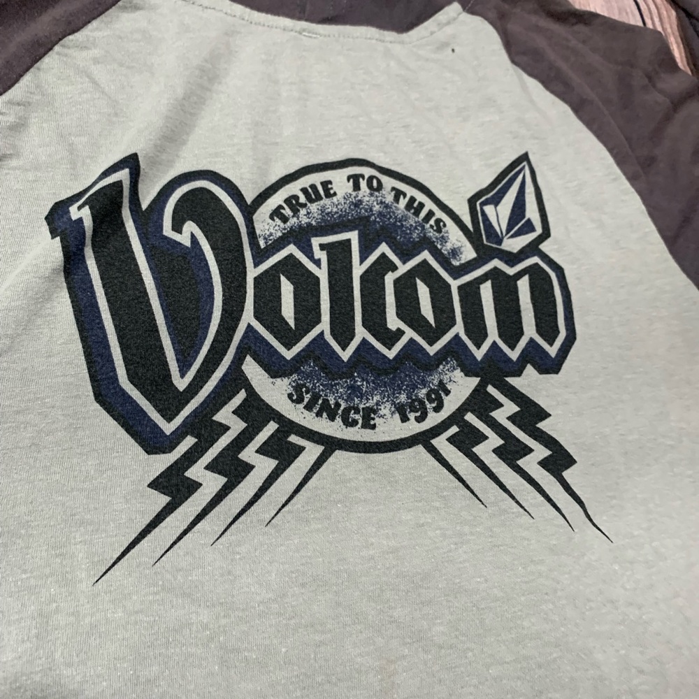 VOLCOM tee - Picture 2 of 6